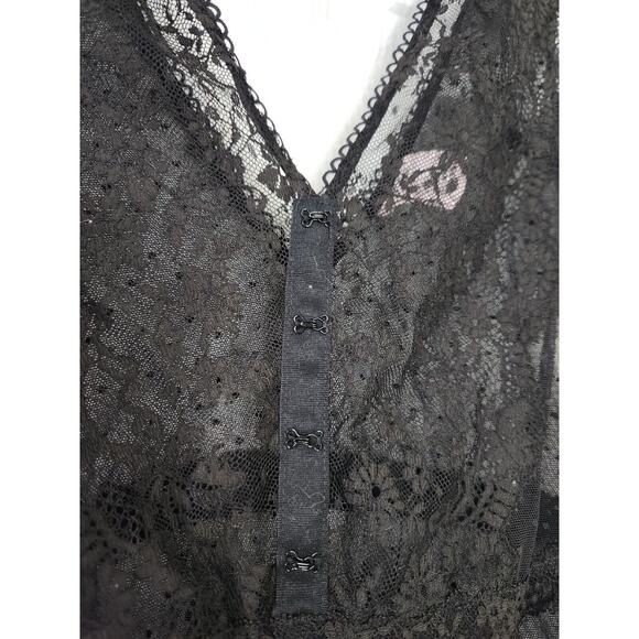 Victoria's Secret Teddy bodysuit Limited Edition Black sheer lace Size Medium - Picture 3 of 7